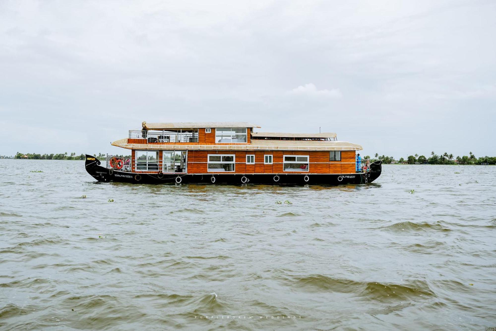 Beach Paradise Day Cruise Houseboat Alappuzha Eksteriør bilde